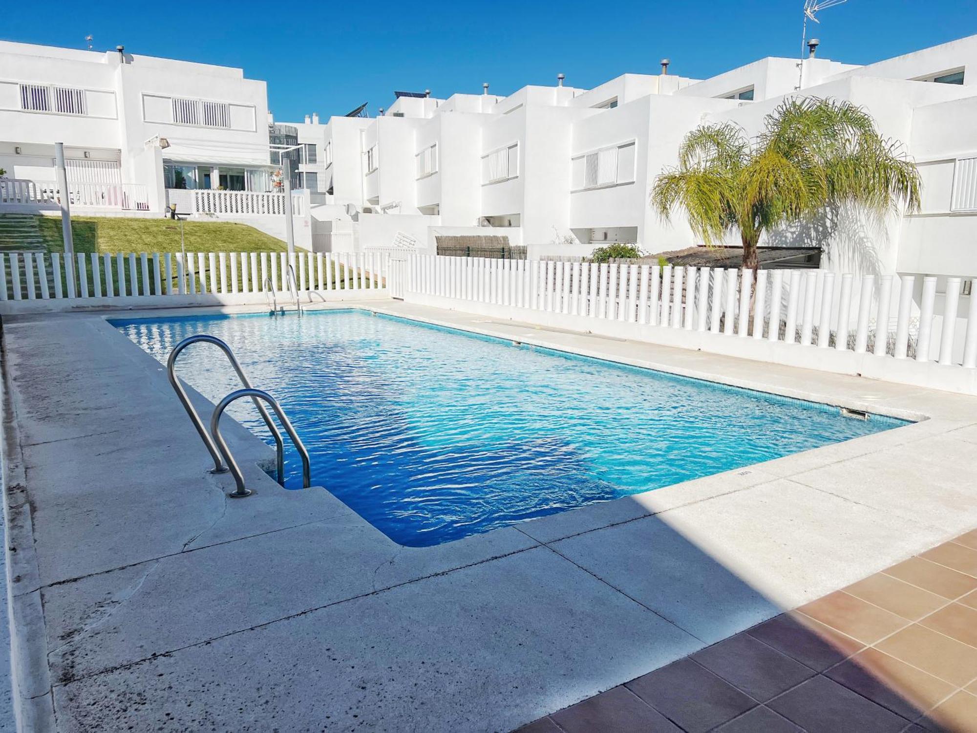 A Levante Conil- Solo Familias Y Parejas Conil De La Frontera Εξωτερικό φωτογραφία